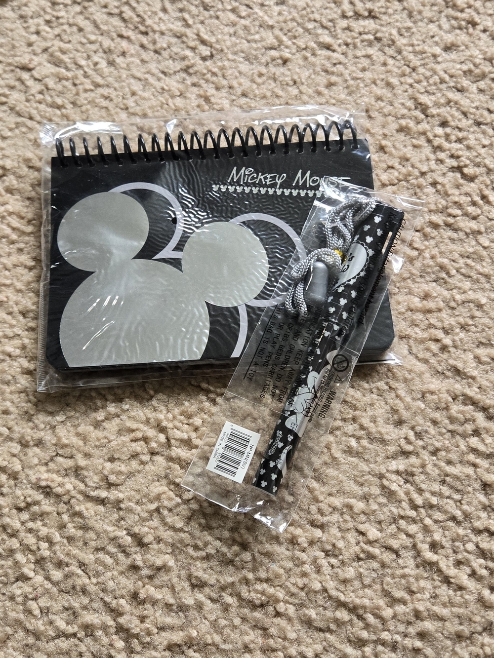 NWT Disney Black and Silver Mickey Mouse Autograph Notebook